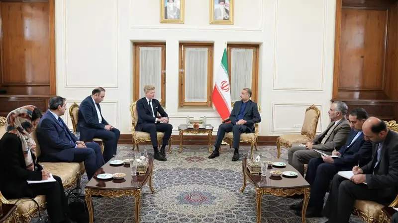غروندبرغ يبحث في طهران منع "الارتداد لدائرة العنف" في اليمن