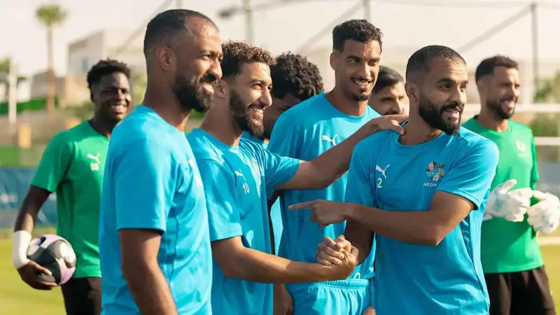 الموعد والقنوات الناقلة لمباراة نيوم وروما الودية