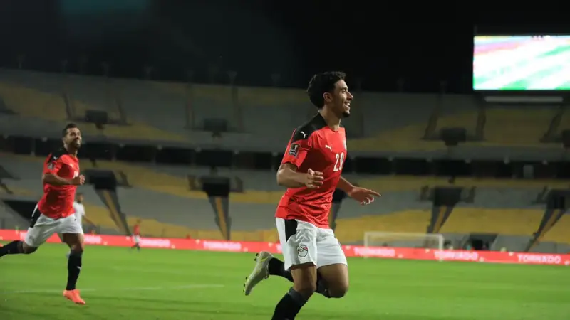 وكيل عمر مرموش يكشف لـ"إرم نيوز" سبب استبعاده من منتخب مصر ومصير اللاعب في البوندسليغا