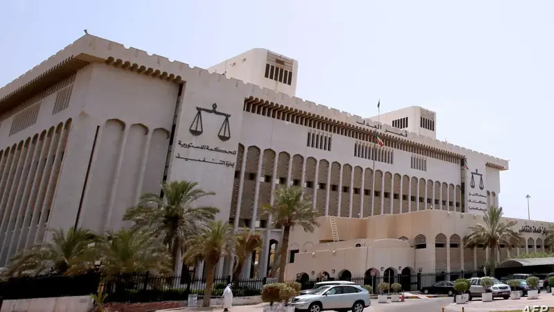 الكويت.. تغريم لاعب دولي سابق بتهمة المتاجرة بالإقامات (فيديو)
