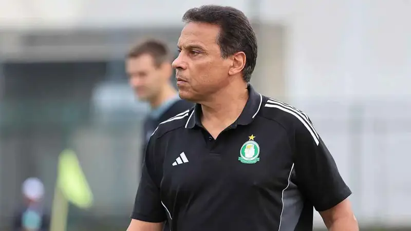 أهلي طرابلس لـ"إرم نيوز": لن نتخلى عن حسام البدري لأي فريق.. والمدرب ملتزم بعقد