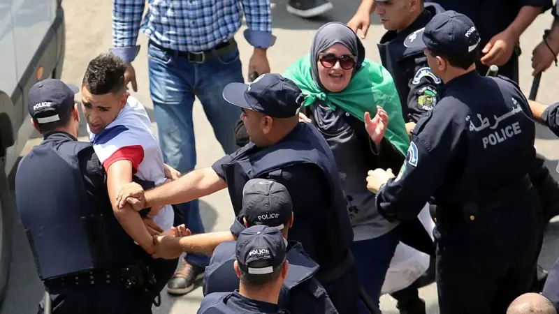 "الشرطة السياسية".. جهاز استخبارات جديد يثير جدلا واسعا في الجزائر