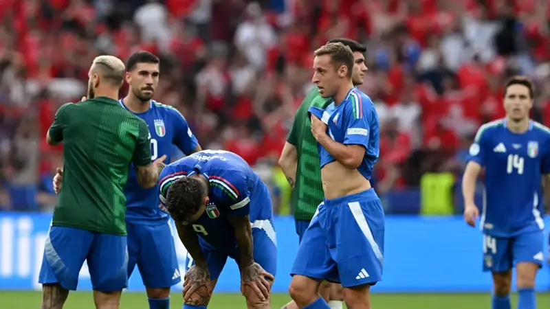 إيطاليا تقدم النسخة الأسوأ في اليورو.. أسباب سقوط الأزوري في كأس أوروبا