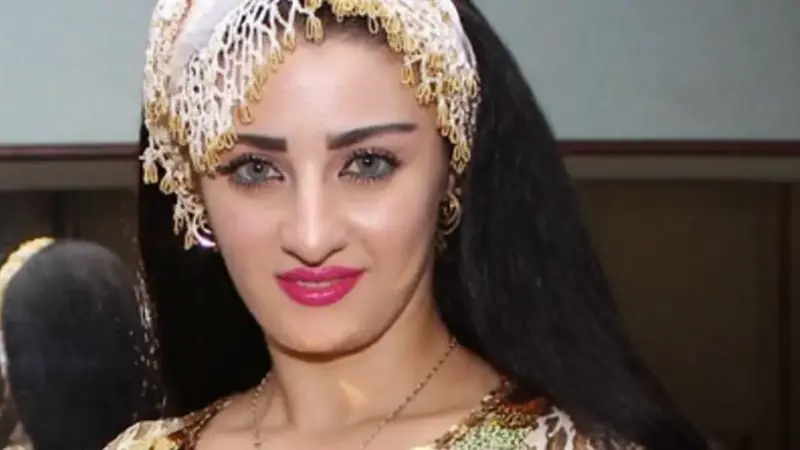 كيف علقت الراقصة صافيناز على رقصها بالحجاب؟