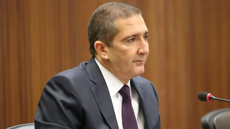 زيد النابلسي محور جدل جديد يضرب لجنة الإصلاح الملكية بالأردن.. هل تنجح في مهمتها؟