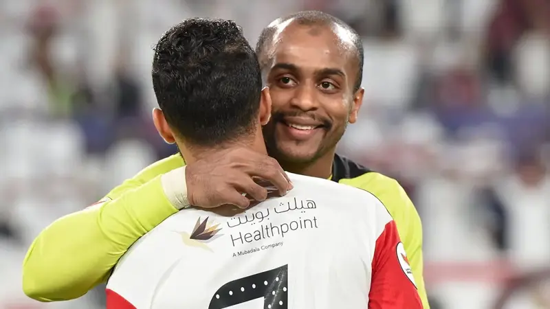 الموعد والقنوات الناقلة والتشكيل.. كل ما تريد معرفته عن مباراة الجزيرة والوحدة في كأس رئيس الدولة