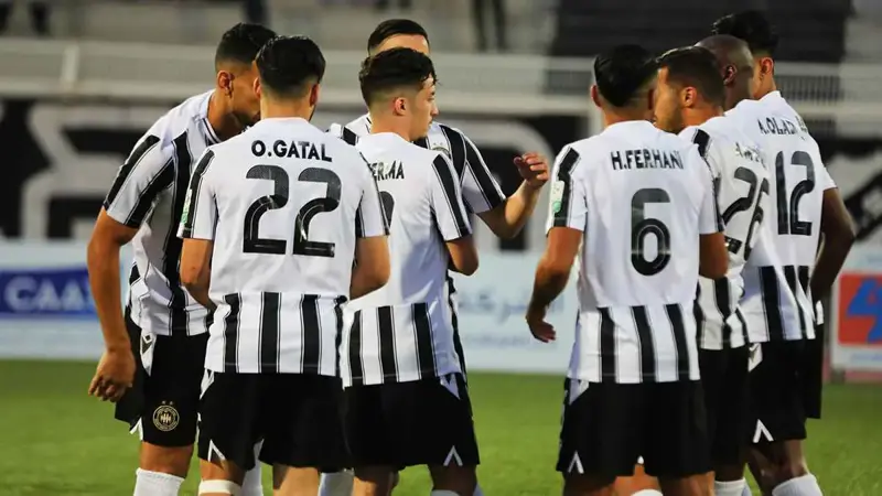 وفاق سطيف الجزائري يعلن رفع الحظر عن قيد اللاعبين