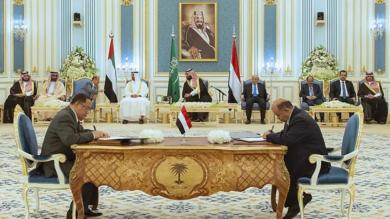 وزراء جنوبيون يرفضون بيانا لحكومة المناصفة صدر دون علمهم