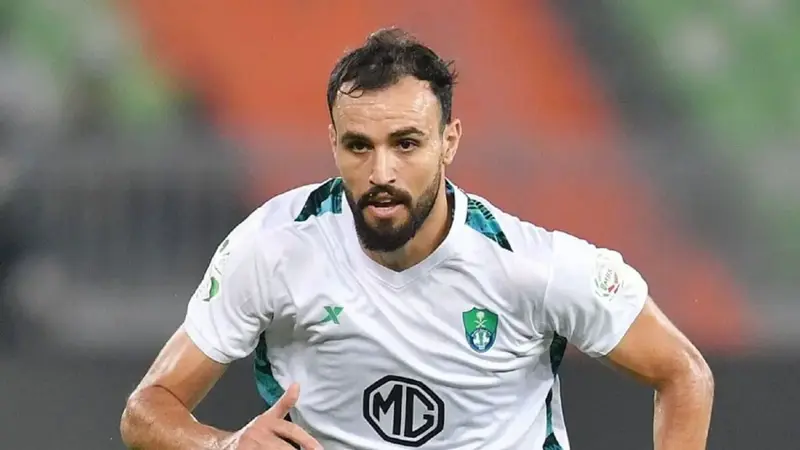 محامي حمدي النقاز يشكو الأهلي السعودي في الفيفا