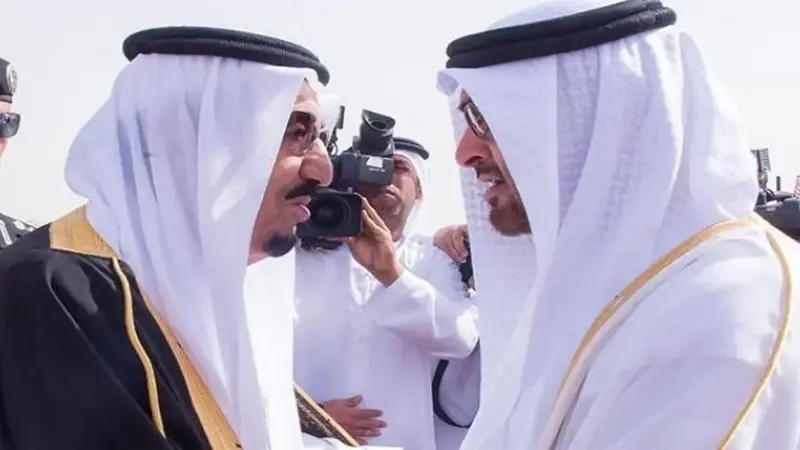 محمد بن زايد يخطف الأضواء في ختام "رعد الشمال"