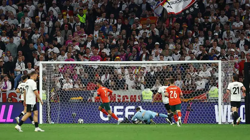 رونالدو يقود البرتغال لتجاوز ألمانيا والتأهل لنهائي دوري الأمم الأوروبية (فيديو)