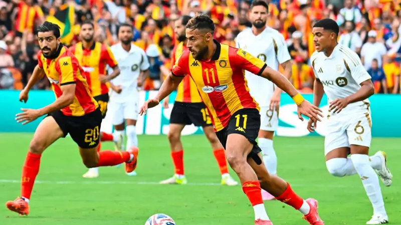 لا يوجد قنوات ناقلة.. اتحاد الكرة يصدم الجماهير التونسية قبل انطلاق الدوري