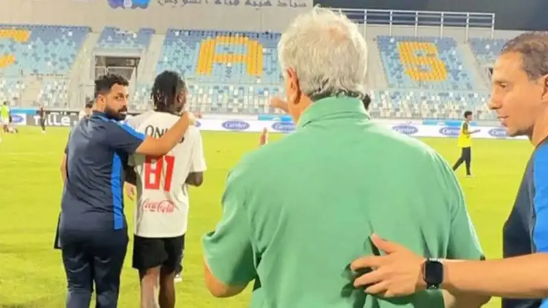 لإخماد التمرد سريعا.. عبد الناصر محمد ينفعل على نجم الزمالك