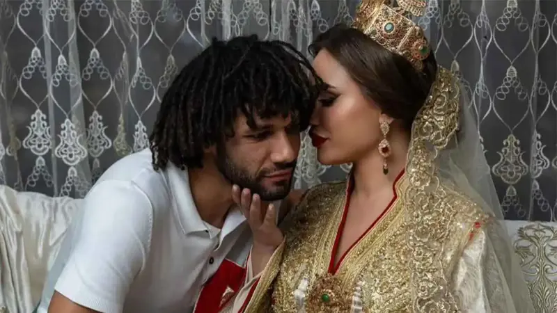 على الطريقة المغربية.. أول صور لزواج محمد النني والبلوغر حنان (شاهد)