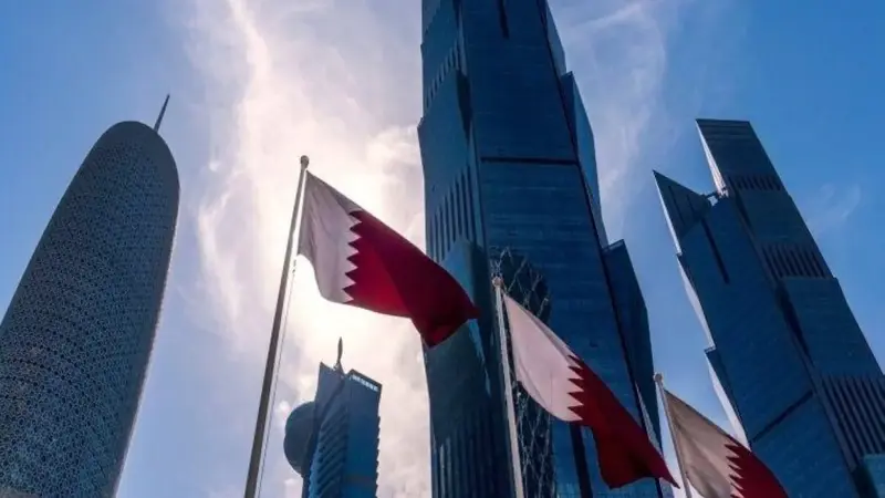 قطر تقر قانونا يرفع نسبة مواطنيها العاملين في القطاع الخاص لـ60 %