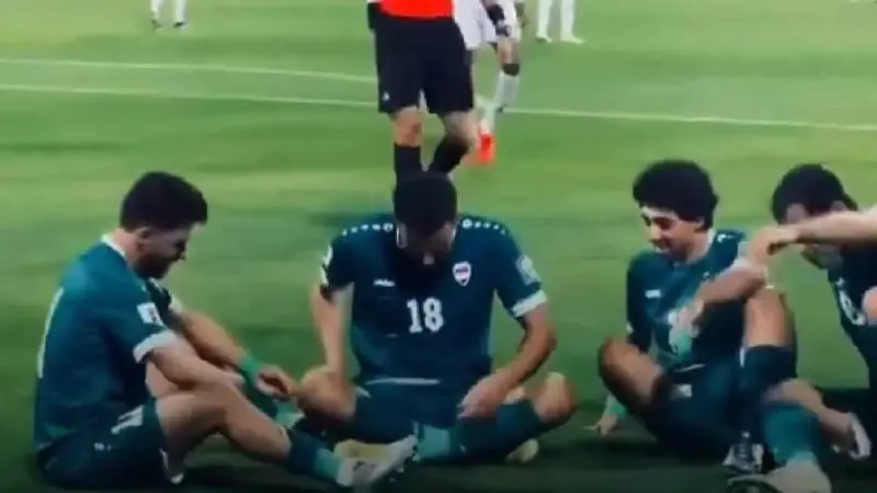 أيمن حسين يعيد احتفال "المنسف" في مباراة الأردن والعراق (فيديو)