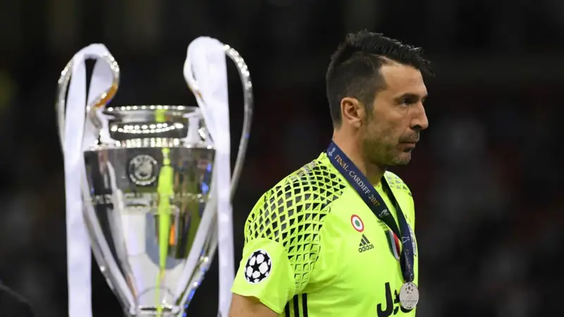حلم دوري أبطال أوروبا يدفع بوفون إلى عرض نفسه على ريال مدريد
