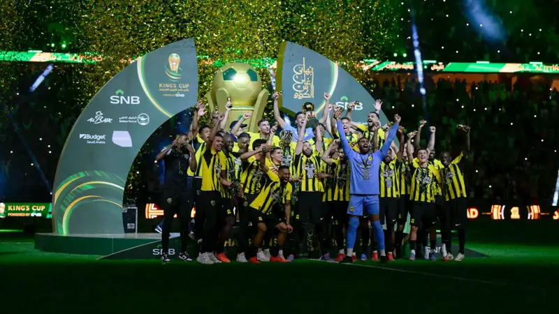 6 أبطال لـ"ملحمة" ثنائية الاتحاد السعودي التاريخية