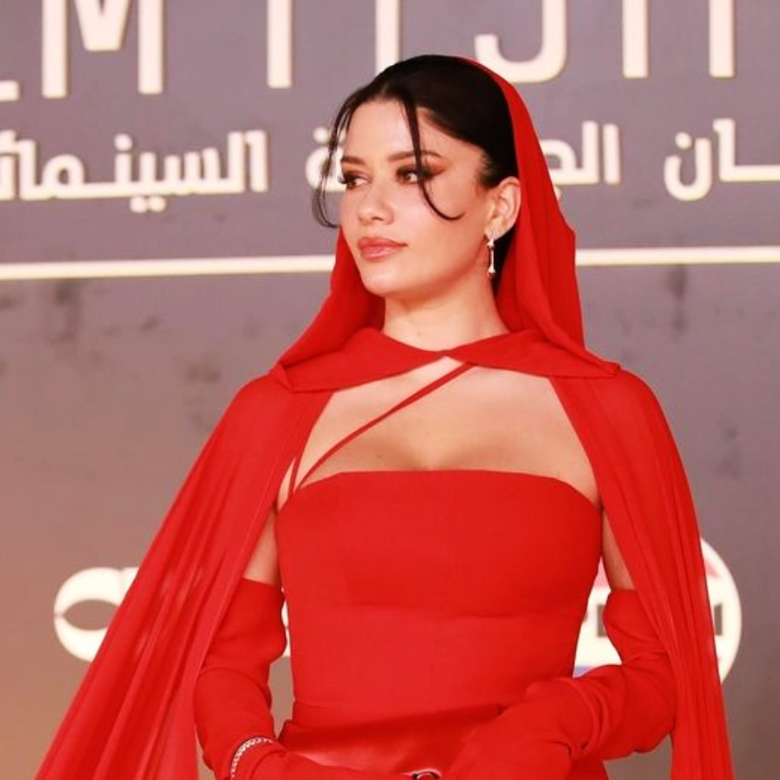 سينتيا خليفة تتعرض لموقفٍ محرج في مهرجان الجونة السينمائي 2024 | فوشيا