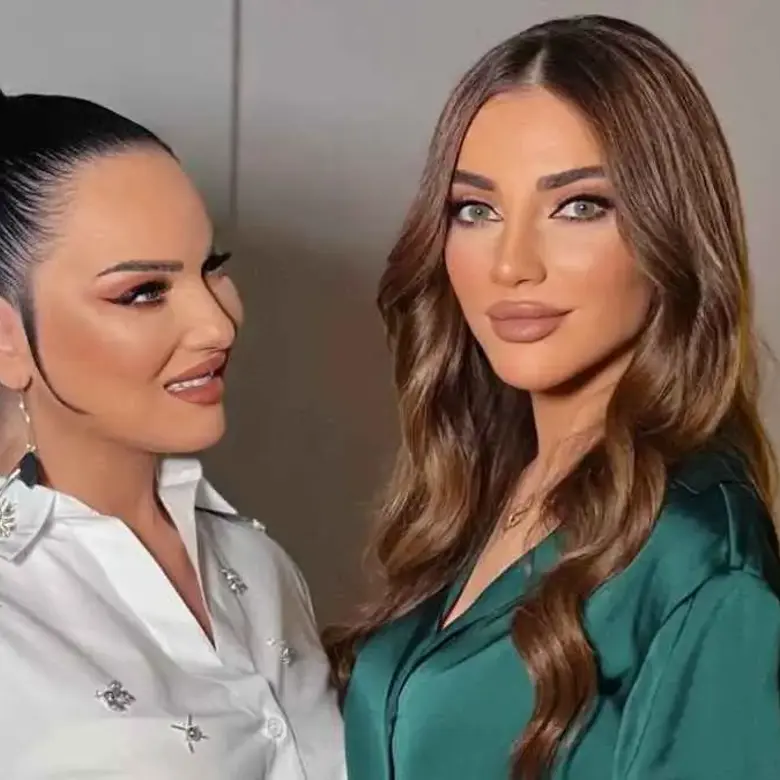 صفاء سلطان تحتفي بخطبة ابنتها أملي.. من هو العريس؟ | فوشيا